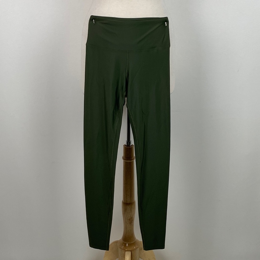 Sunwren, Women’s Green Leggings, Size XS